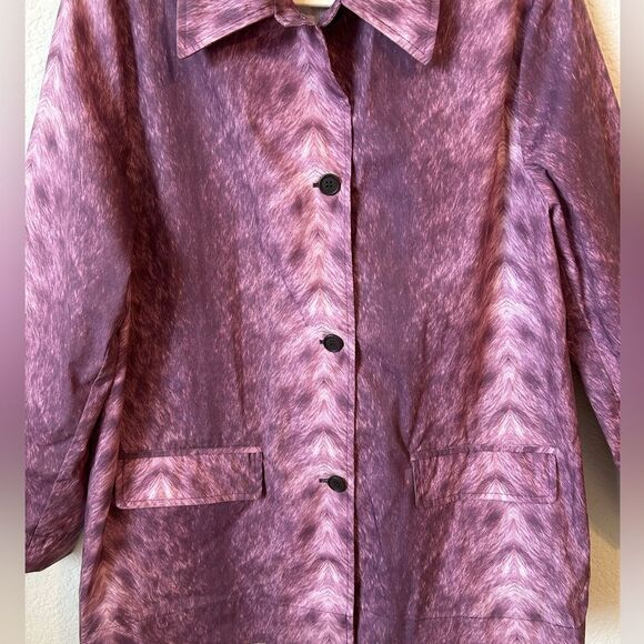Holland and Holland Coated Canvas Hunting Jacket in Purple Hide, Size M - Picture 4 of 13